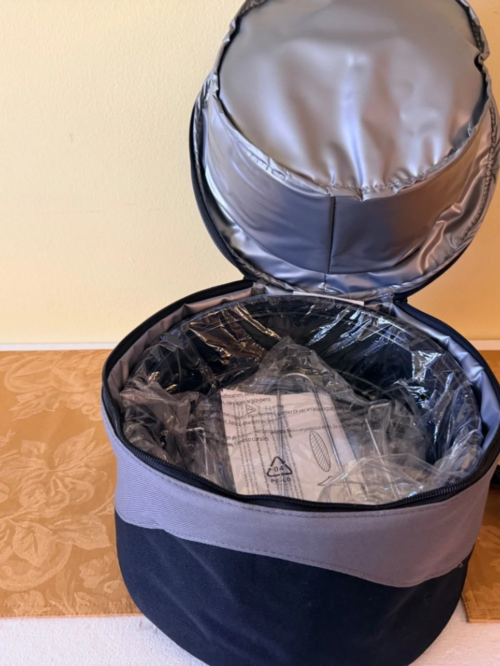 Oniva Portable BBQ Grill/Cooler - Picture 3 of 8